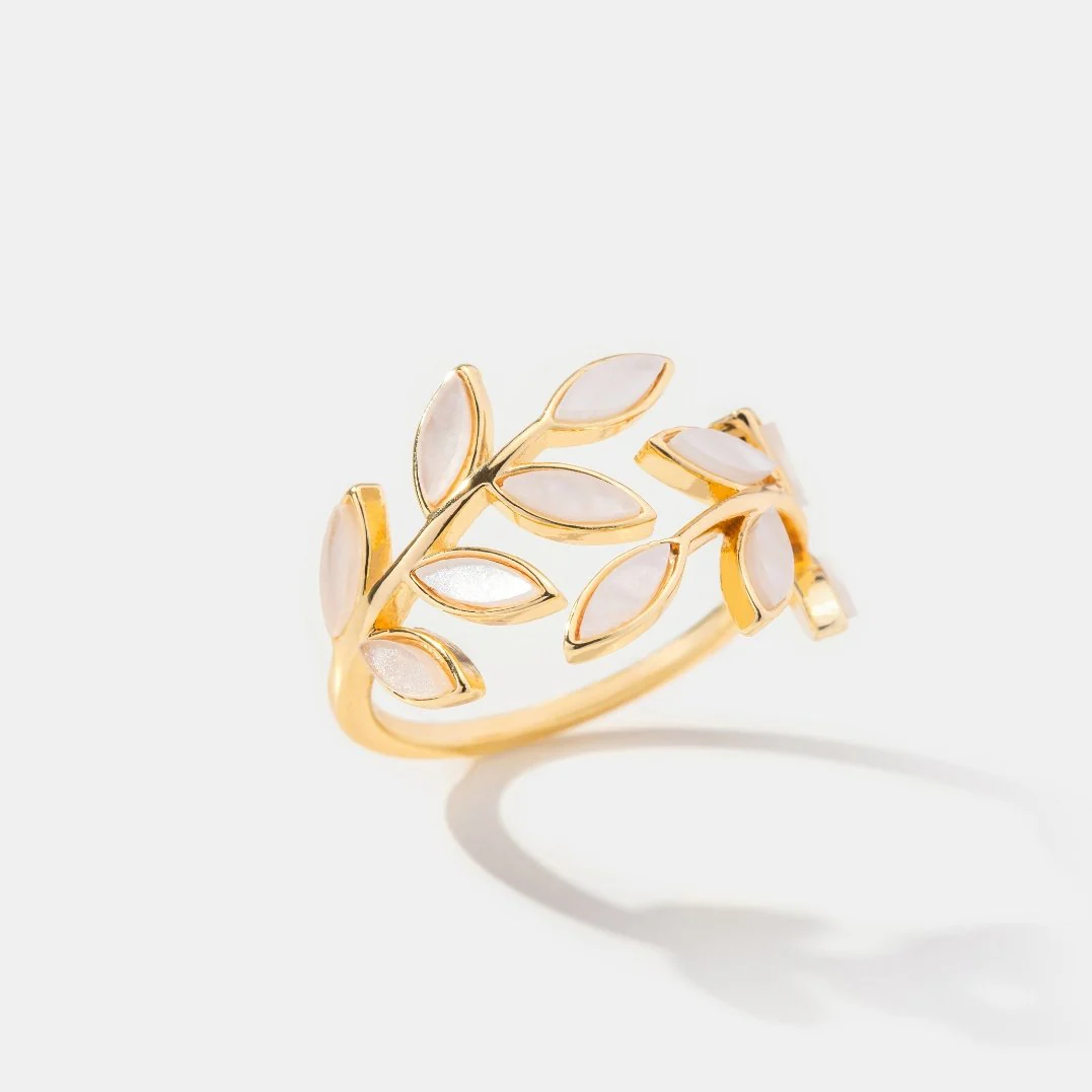 Gold Leaf Ring - Image 4