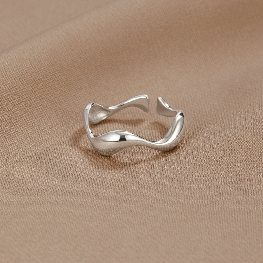 Silver Wave Ring - Image 4